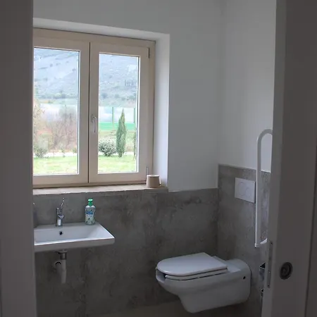 Il Leccino - Casale Piccolo Trevi